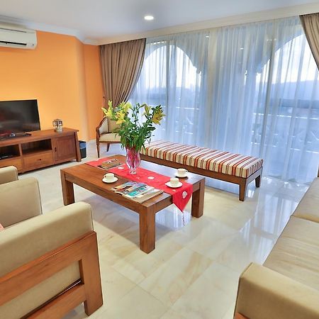 Kapitan Hill @ Cempenai Parc Residences Bukit Damansara Esterno foto