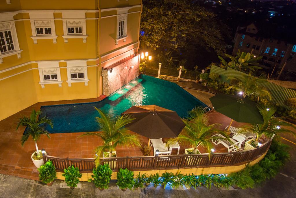 Kapitan Hill @ Cempenai Parc Residences Bukit Damansara Esterno foto