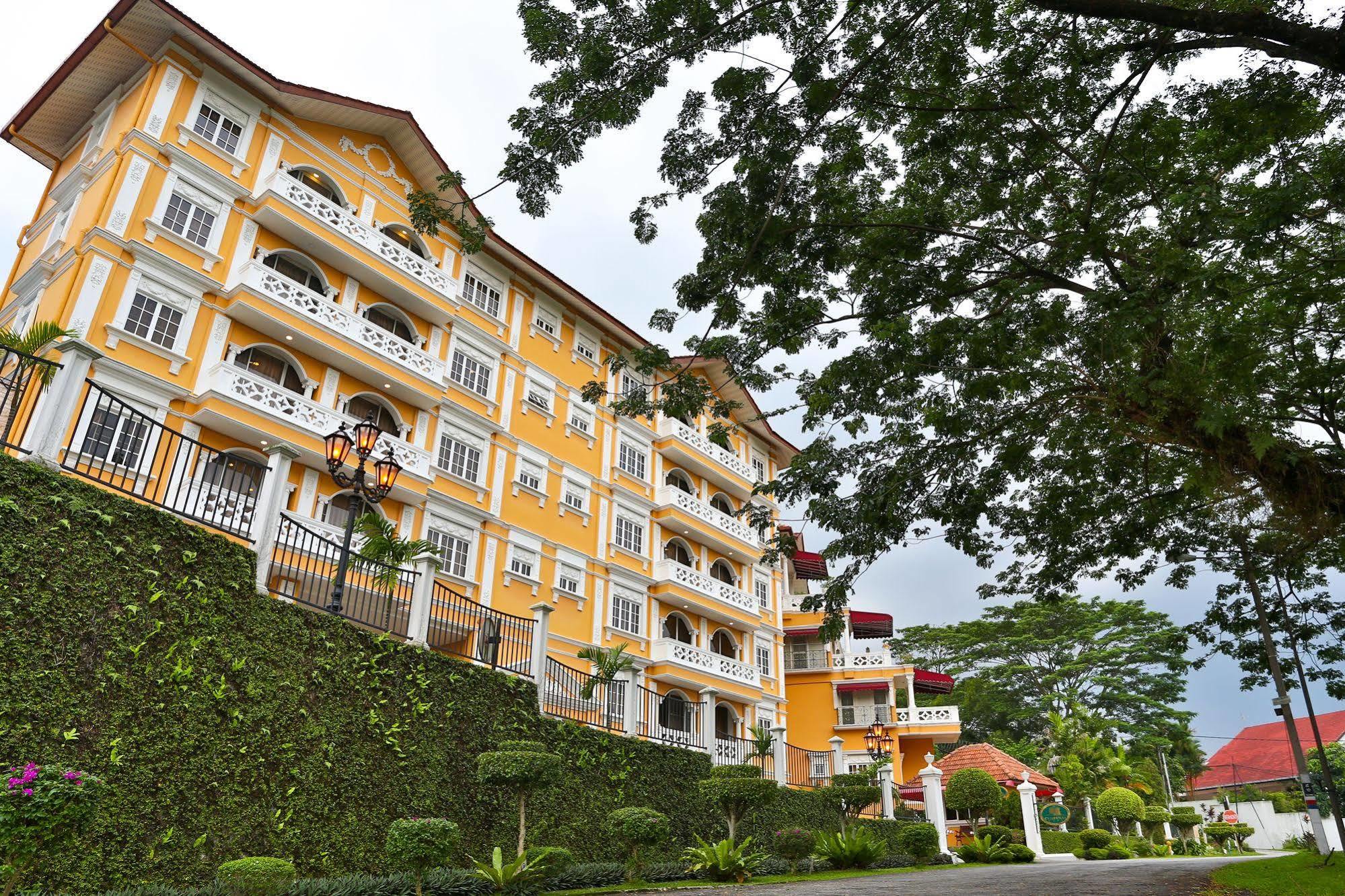 Kapitan Hill @ Cempenai Parc Residences Bukit Damansara Esterno foto