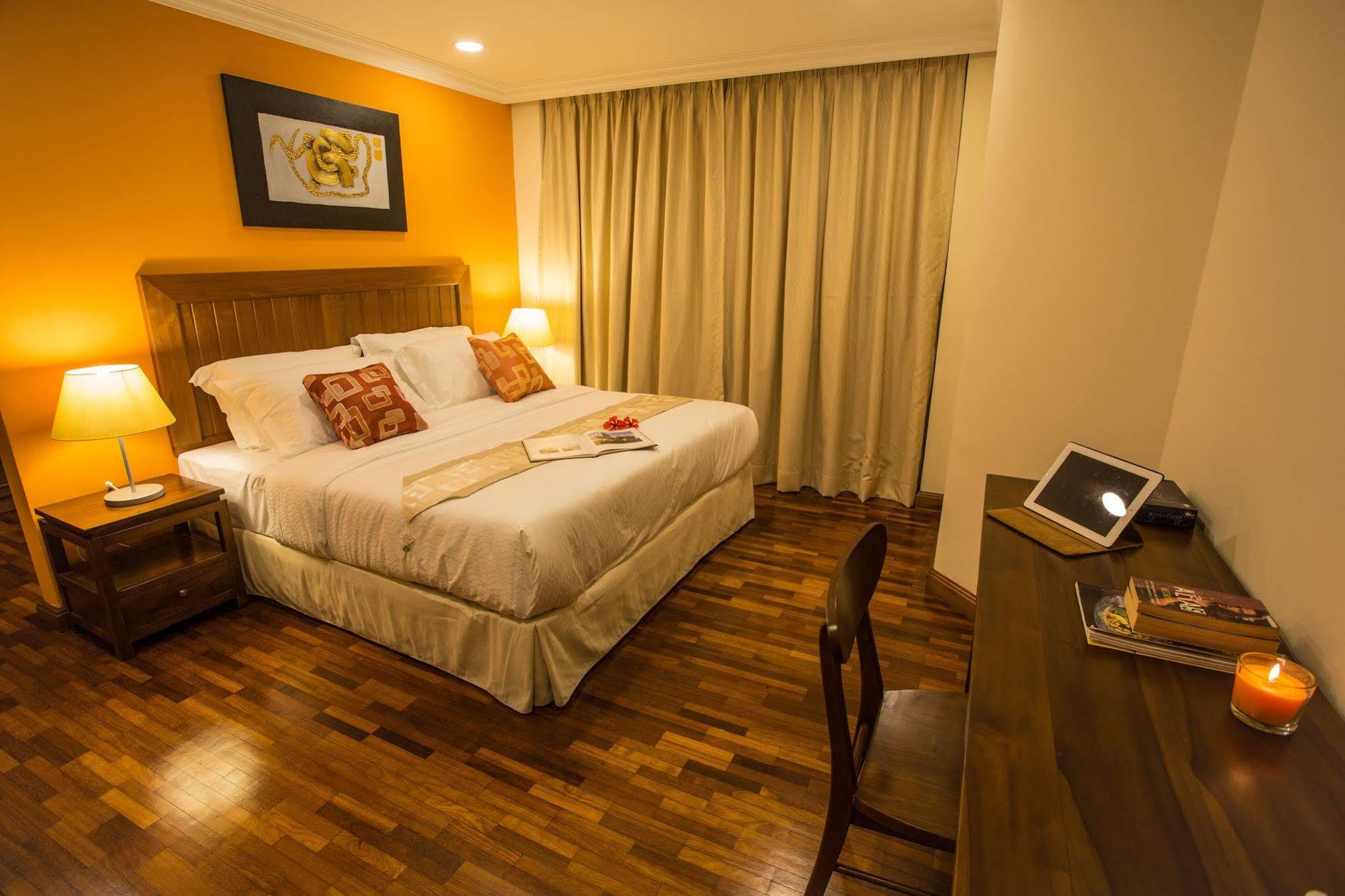 Kapitan Hill @ Cempenai Parc Residences Bukit Damansara Esterno foto