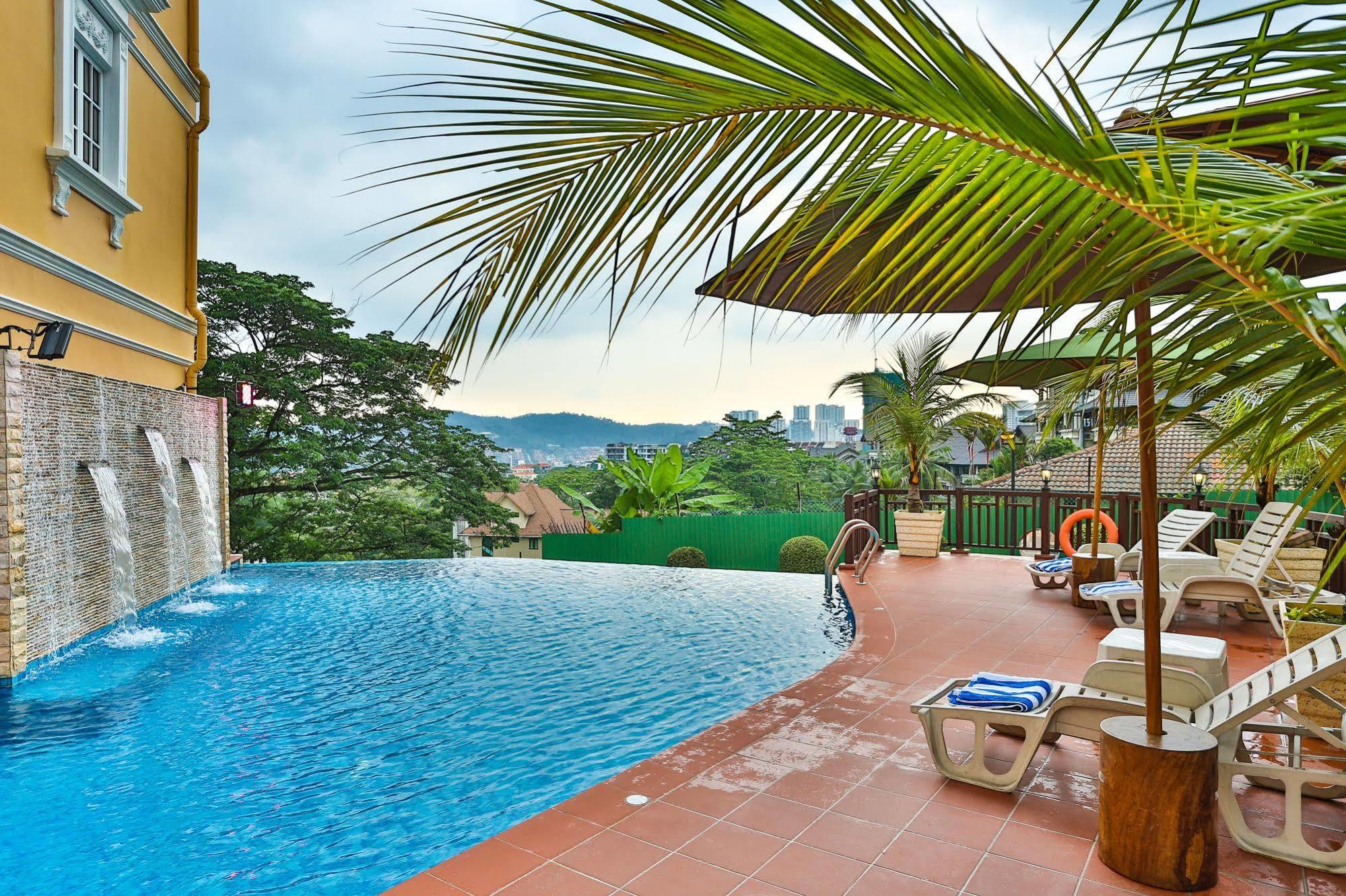 Kapitan Hill @ Cempenai Parc Residences Bukit Damansara Esterno foto